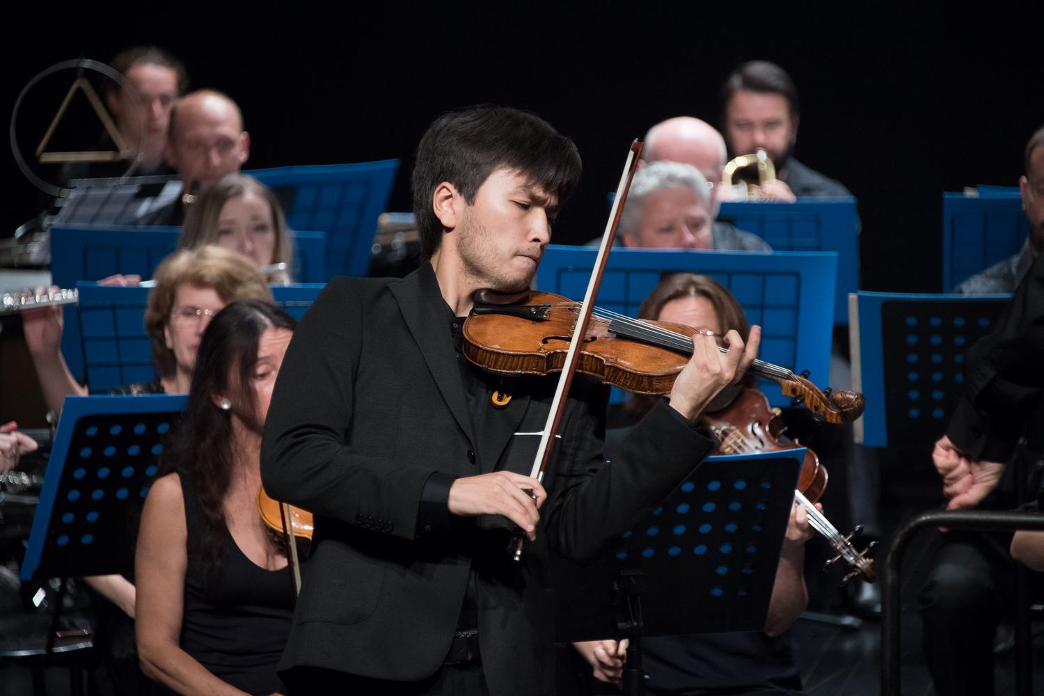 Immagine per Gorizia, il violonista kazako Ruslan Talas trionfa al Premio Lipizer